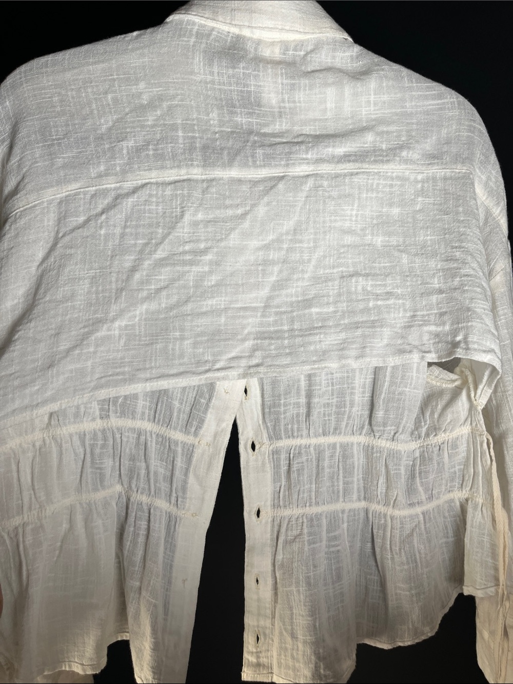 Free People Ivory Textured Button-Front high low Top Size Small - Picture 4 of 5